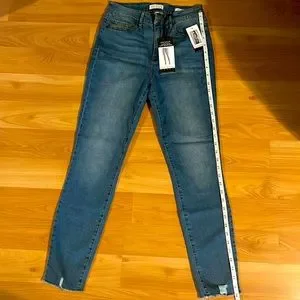 Sofia Jeans White Skinny Jeans With Black Stripe Down The Side
